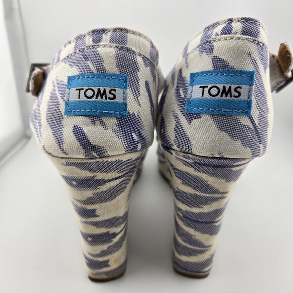 TOMS Blue Ikat Wedge Sandals | Size 8.5 | Strappy High Heels - Picture 4 of 10